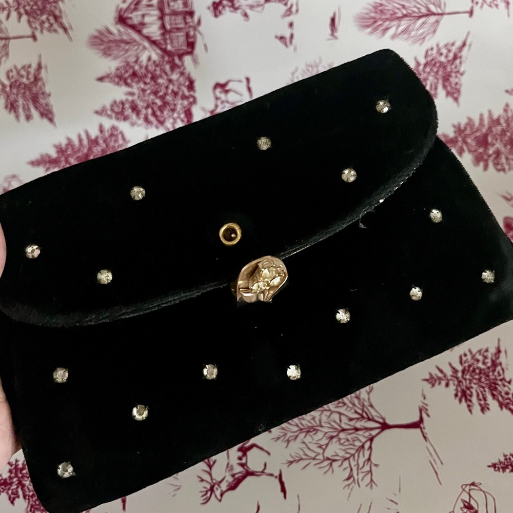 1950’s velvet clutch